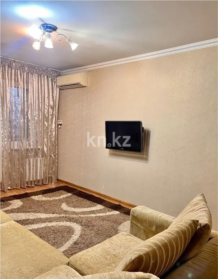 Продажа 3-комнатной квартиры, 59.7 м², мкр-н 8, дом  23 в Алматы