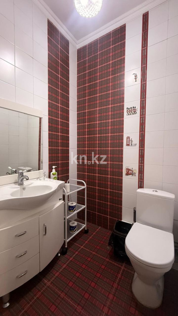 Продажа дома, 600 м², ул. Жамакаева в Алматы - фото 17