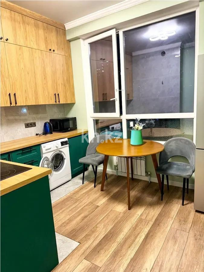 Продажа 1-комнатной квартиры, 37 м², ул. Утеген батыра, дом  11д в Алматы - фото 2