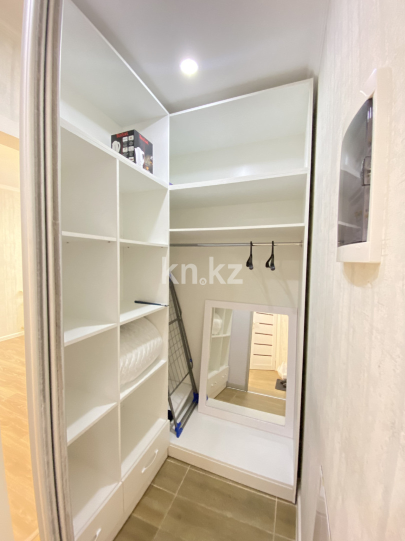 Аренда 1-комнатной квартиры посуточно, 38 м², пр. Кабанбай батыра, дом  48/7 - ул. Орынбор в Астане - фото 15