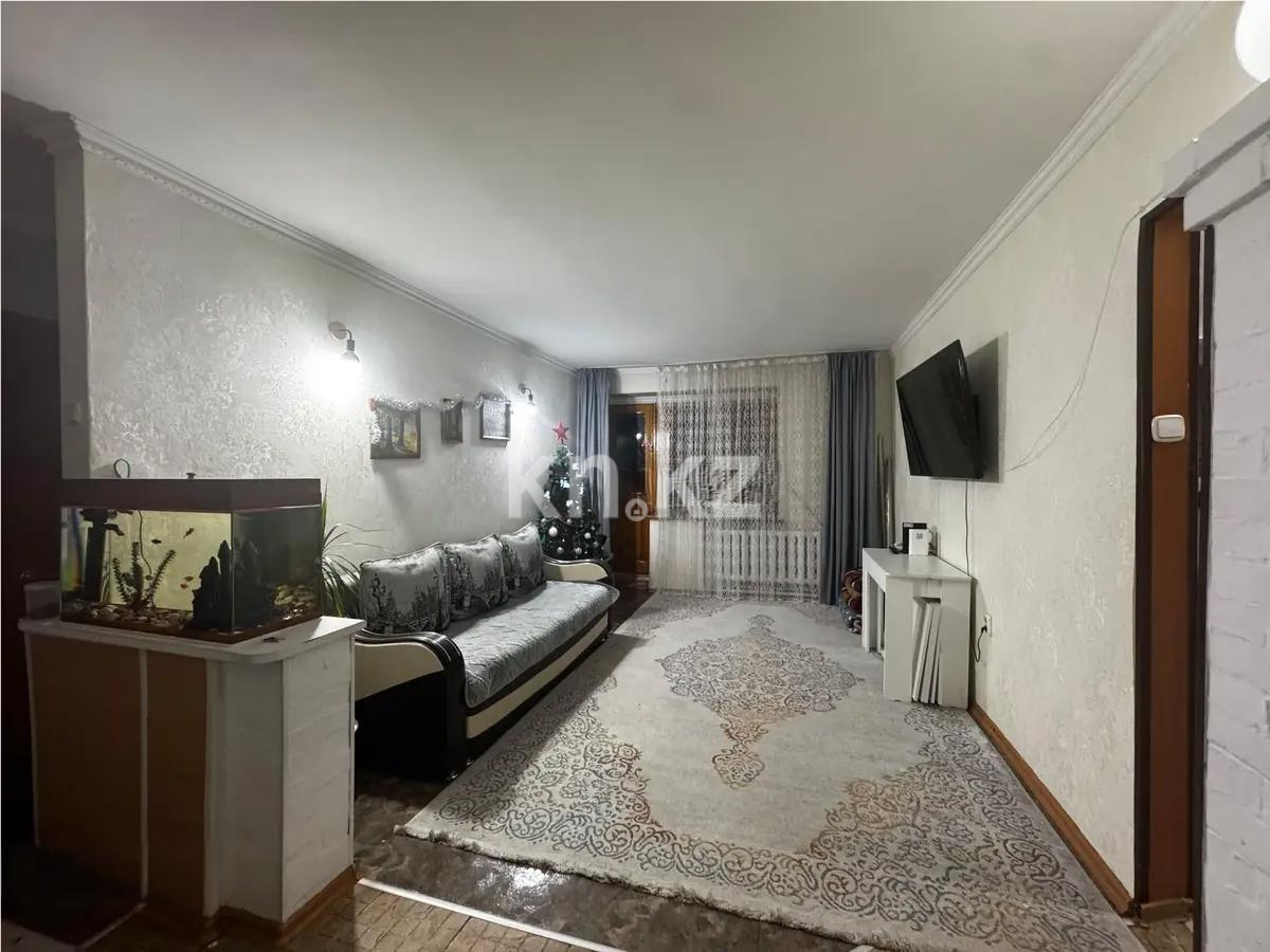 Продажа 3-комнатной квартиры, 64 м² в Караганде