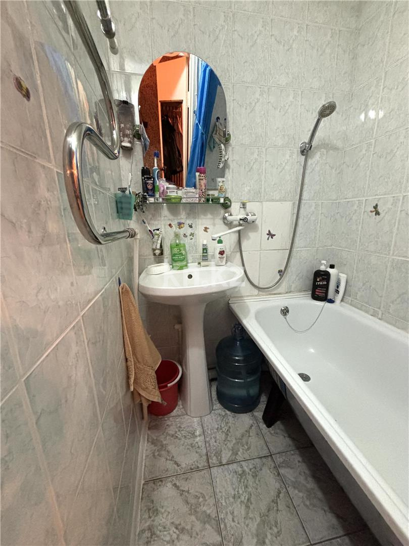 Продажа 2-комнатной квартиры, 48 м², мкр-н 23, дом  46 в Караганде - фото 12