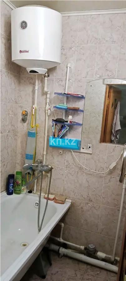 Продажа 2-комнатной квартиры, 44 м², 14 мкр., дом  34 в Караганде - фото 3