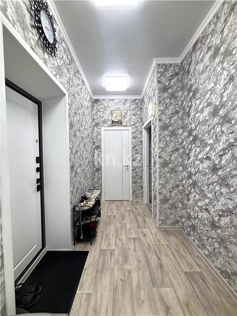 Продажа 2-комнатной квартиры, 67 м², 218 учетный квартал, дом  155 в Караганде - фото 15