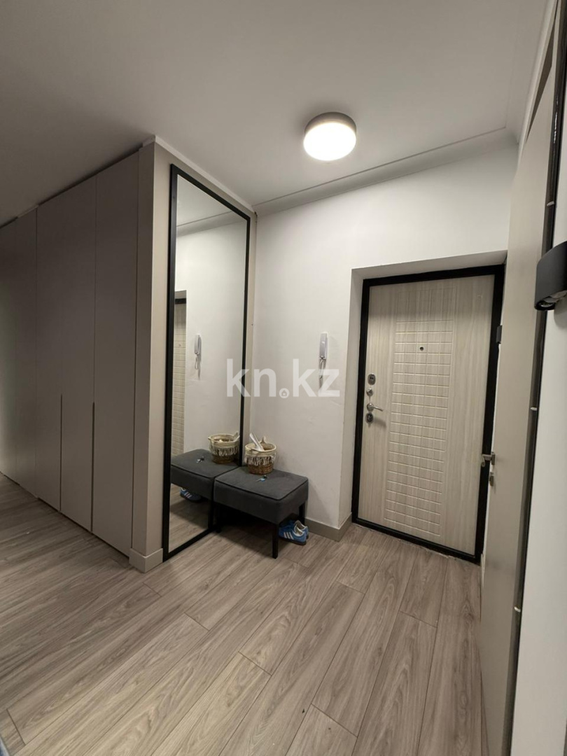 Аренда 2-комнатной квартиры, 80 м², мкр-н Коктем-3, дом  24 - бул. Бухар Жырау в Алматы - фото 10