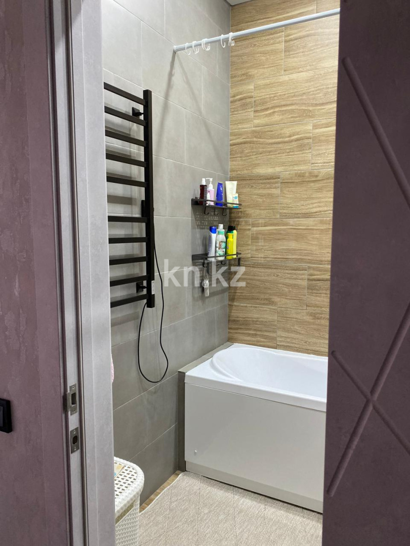 Продажа 2-комнатной квартиры, 62 м², Городской аэропорт габдуллы, дом  13 в Караганде - фото 2