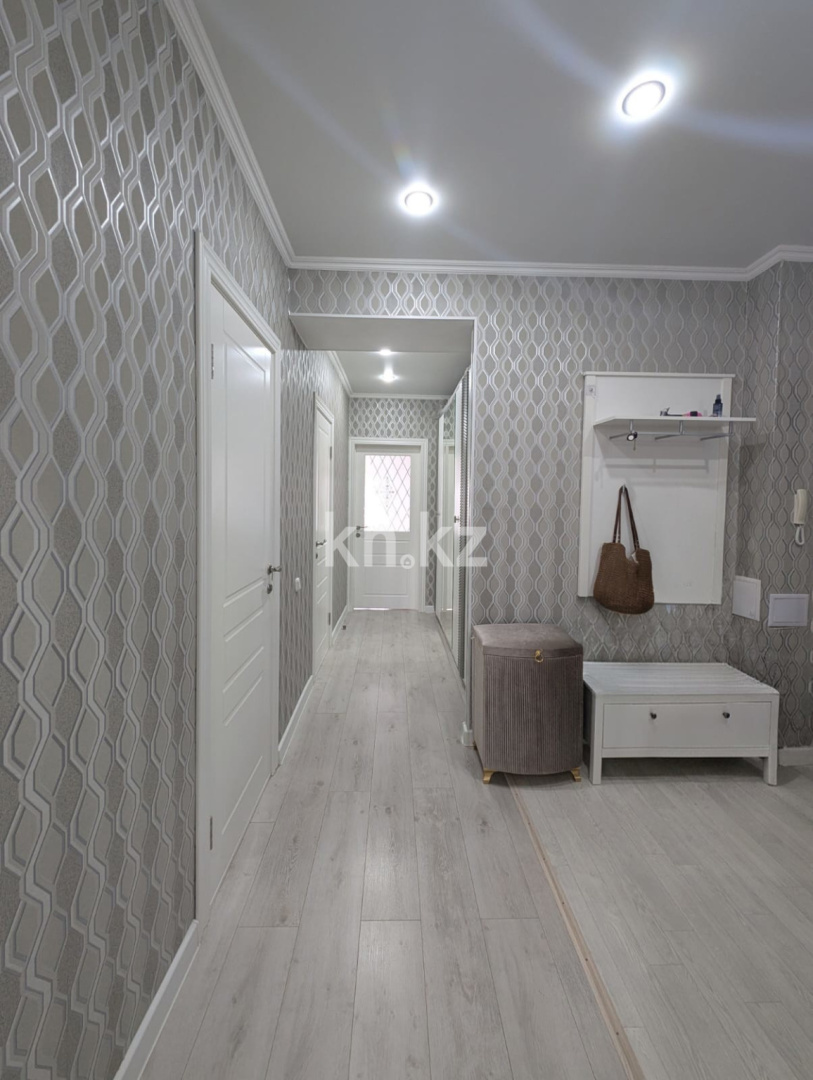 Продажа 2-комнатной квартиры, 71.3 м² в Уральске - фото 7