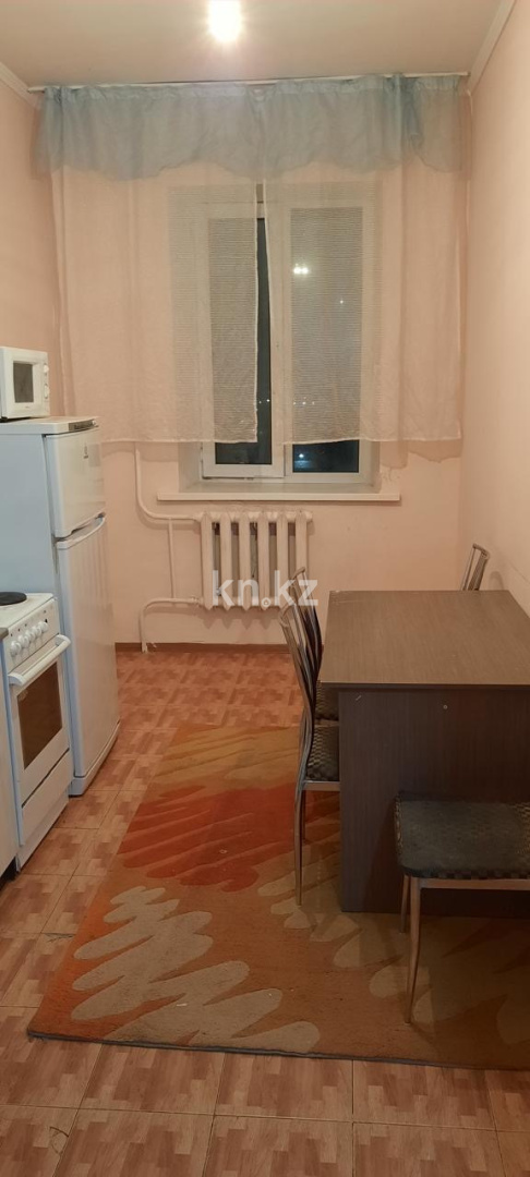 Аренда 2-комнатной квартиры, 60 м² в Астане