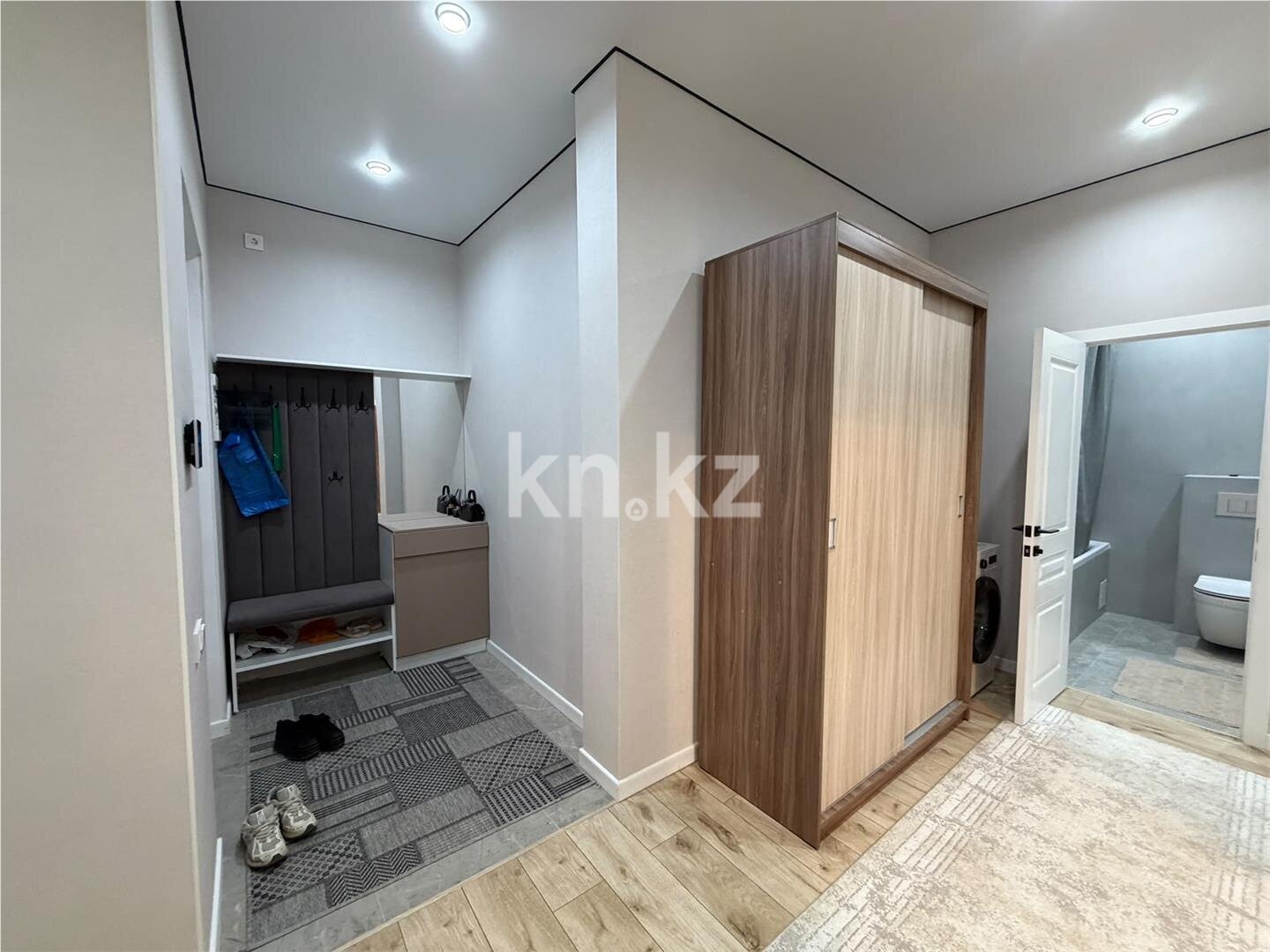 Продажа 2-комнатной квартиры, 67 м² в Караганде - фото 12