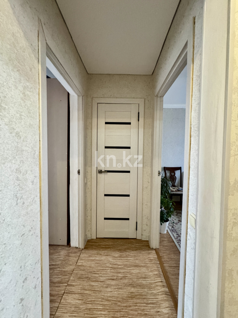 Продажа 4-комнатной квартиры, 77 м², ул. Гапеева, дом  12 в Караганде - фото 30