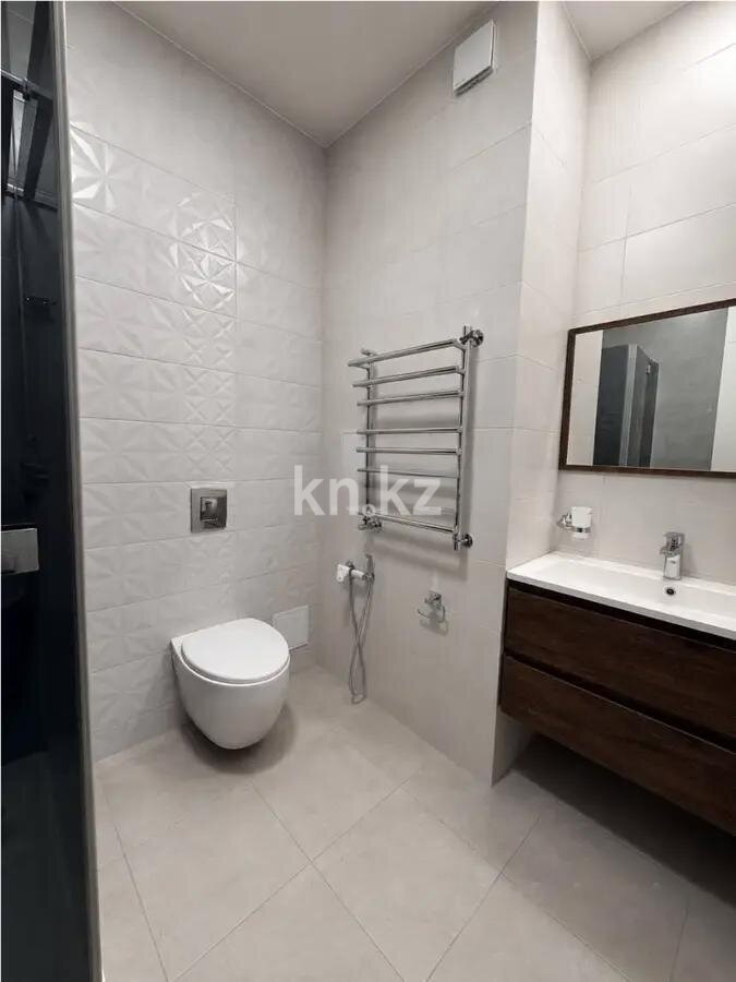 Продажа 2-комнатной квартиры, 85.8 м² в Алматы - фото 3