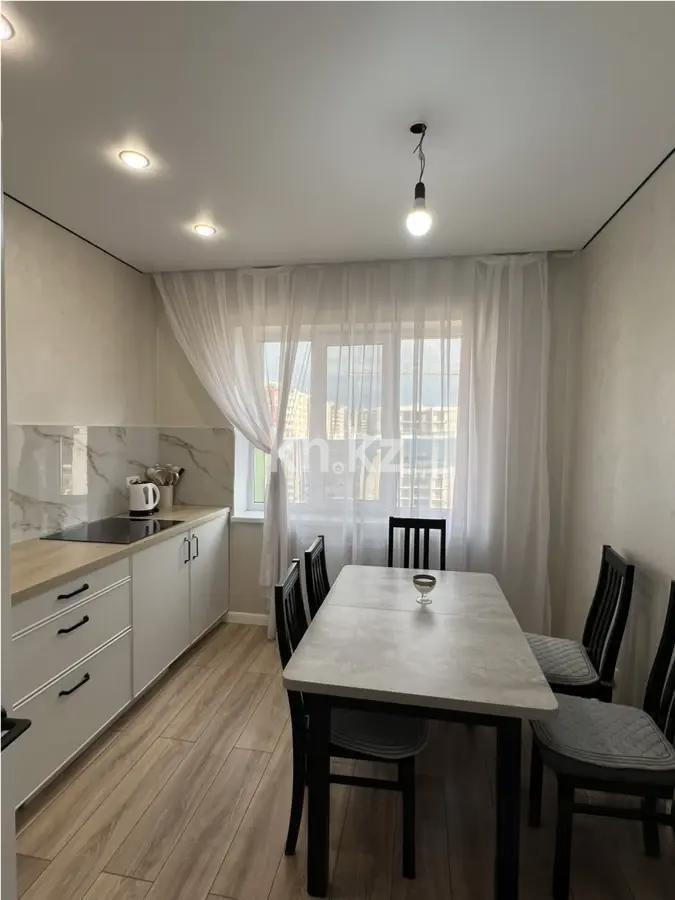 Продажа 2-комнатной квартиры, 55 м², ул. Омарова, дом  1 в Алматы - фото 3