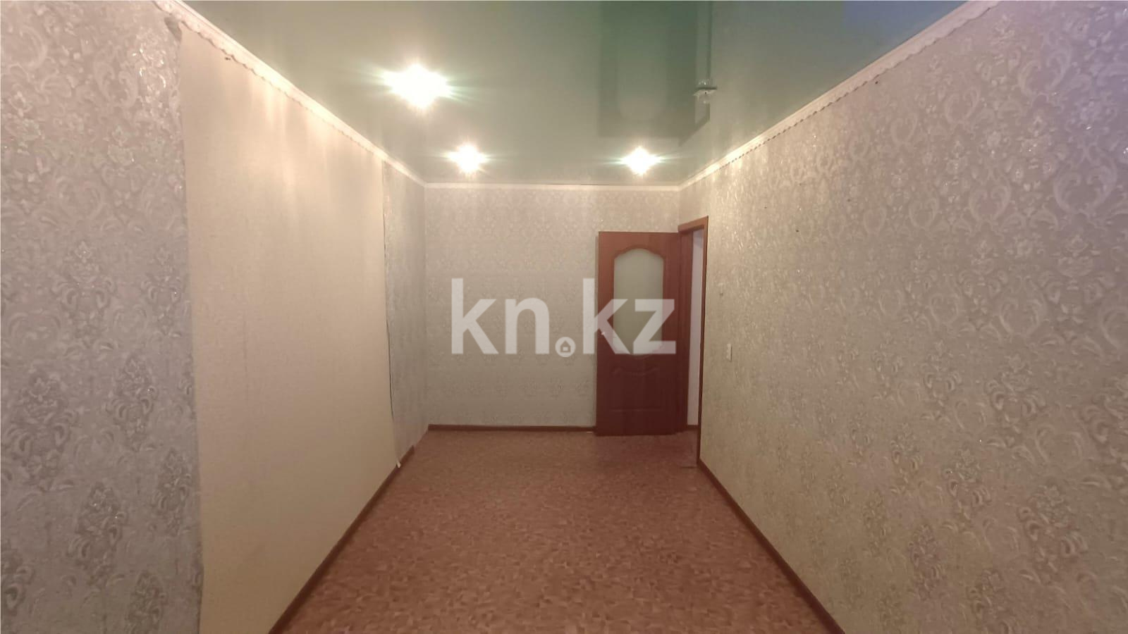 Продажа 3-комнатной квартиры, 56 м², мкр-н 12 в Караганде - фото 2