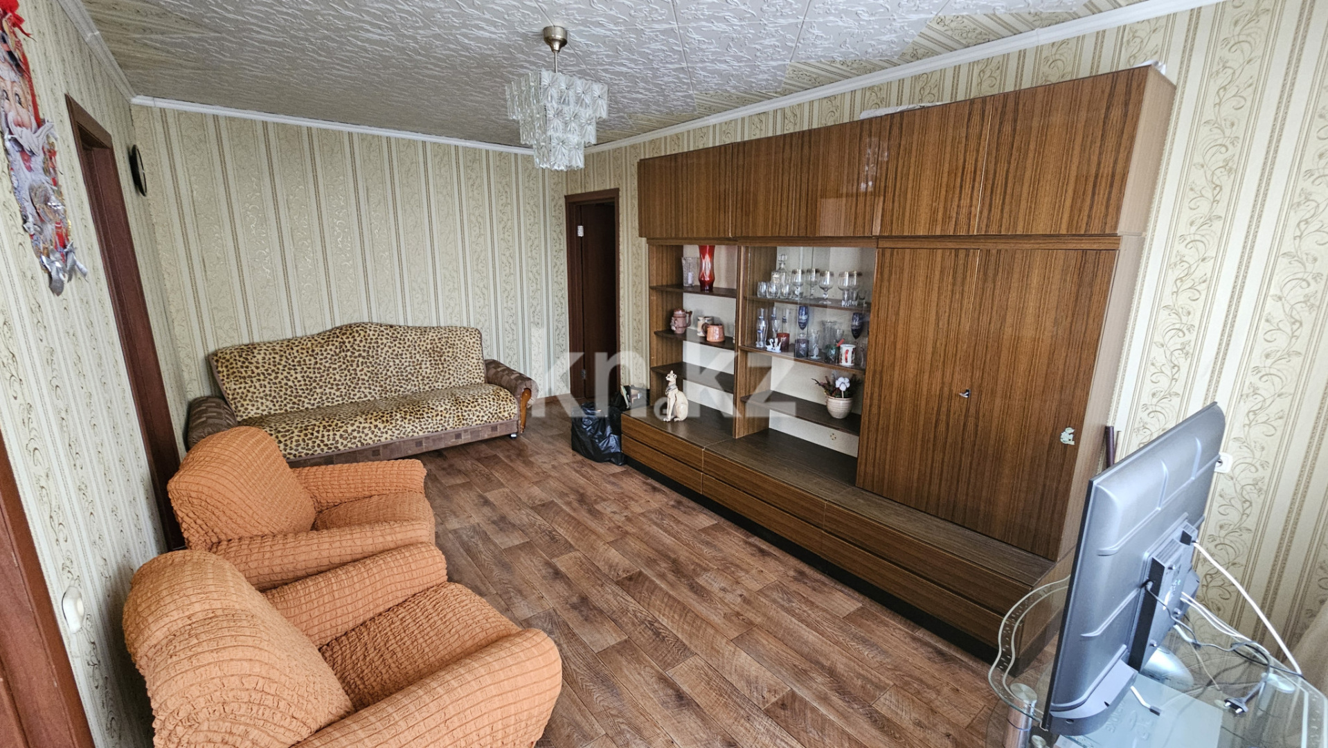 Продажа 4-комнатной квартиры, 62 м², пр. Республики, дом  38 в Караганде - фото 5