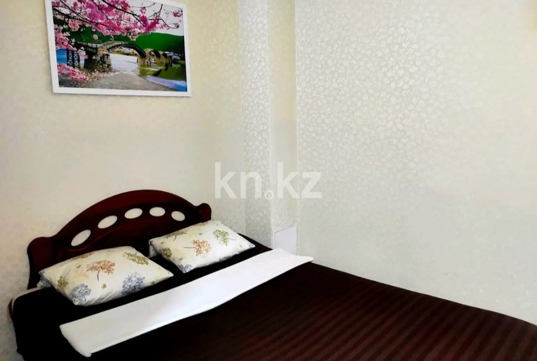 Аренда 1-комнатной квартиры посуточно, 30 м², мкр-н Аксай-1а, дом  27а в Алматы - фото 2