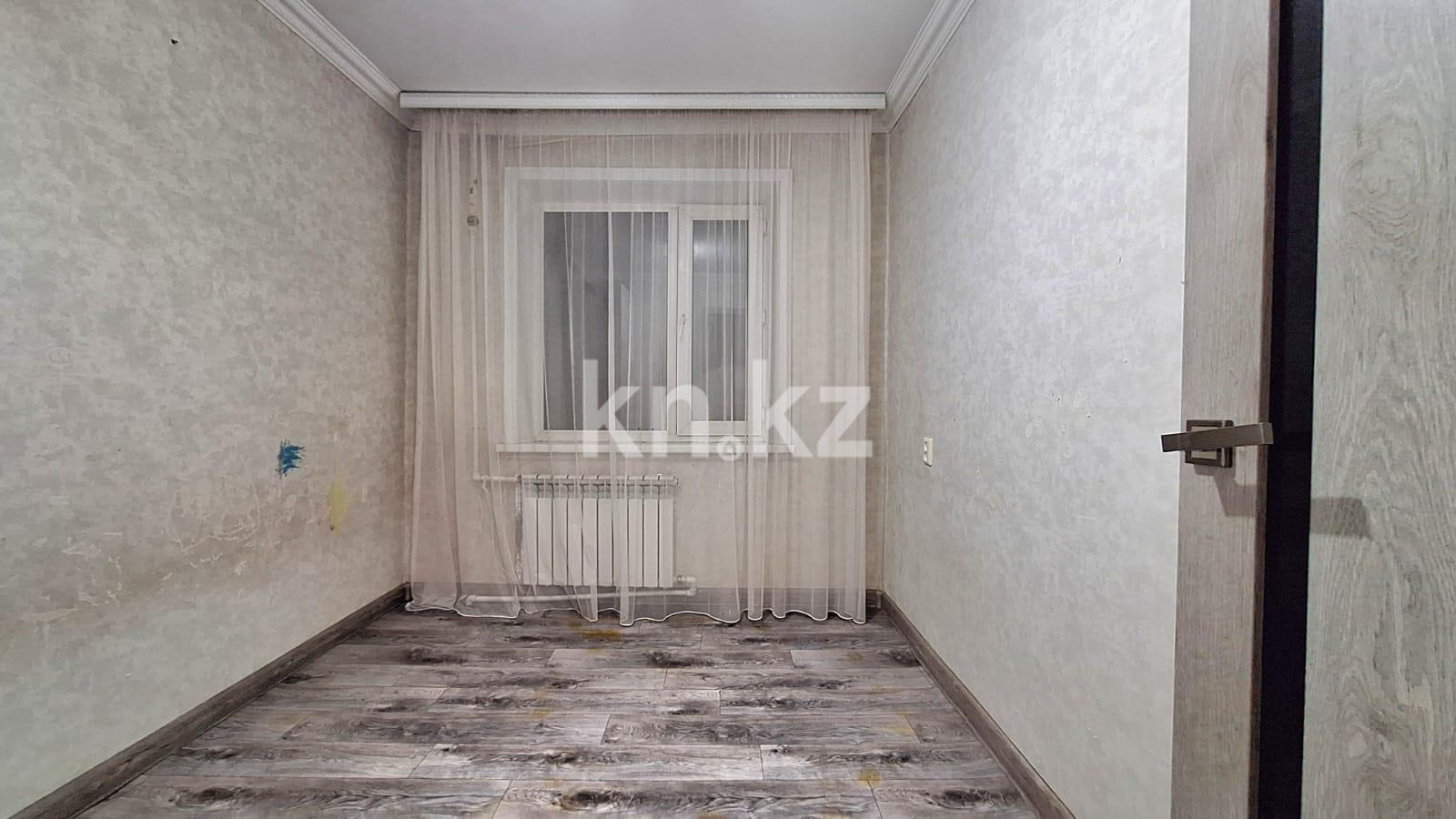 Продажа 4-комнатной квартиры, 61 м², 16 мкр. в Караганде - фото 5