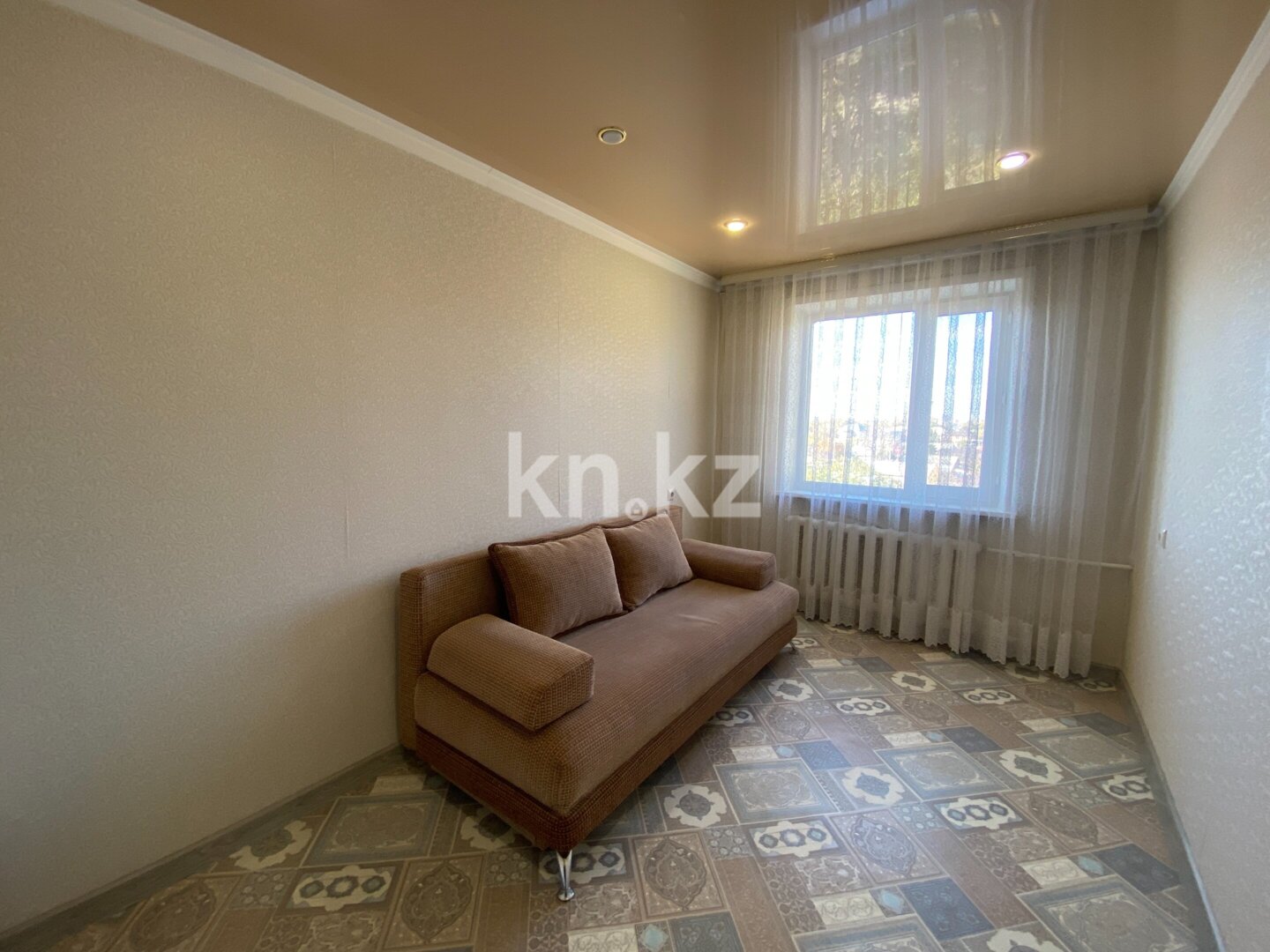 Продажа 4-комнатной квартиры, 76.6 м² в Караганде