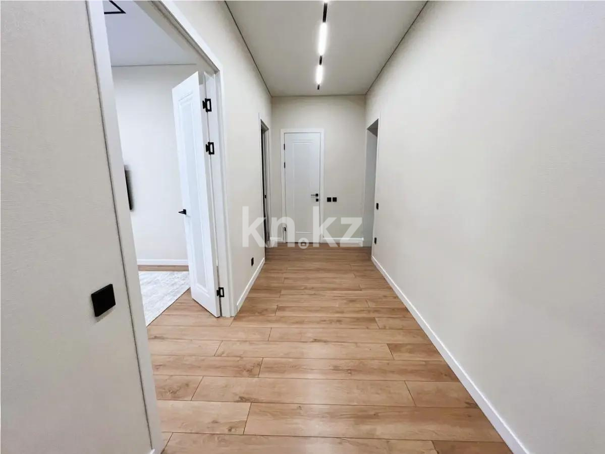 Продажа 3-комнатной квартиры, 90 м², 067 учетный квартал, дом  участок 502 в Караганде - фото 5