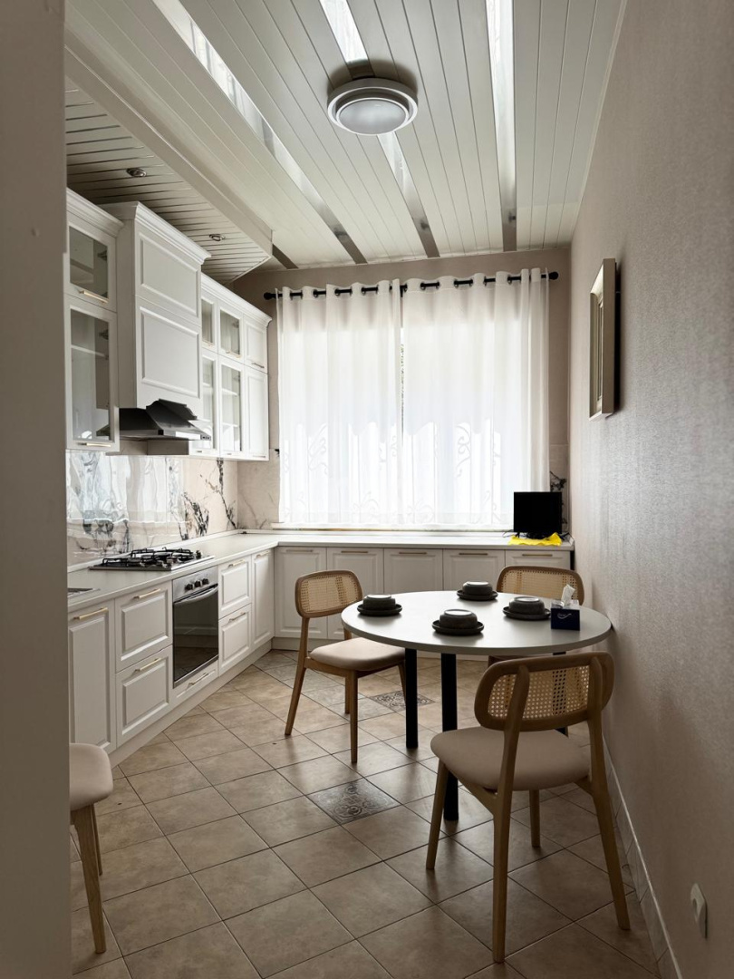 Продажа 7-комнатного дома, 480 м² в Алматы - фото 2