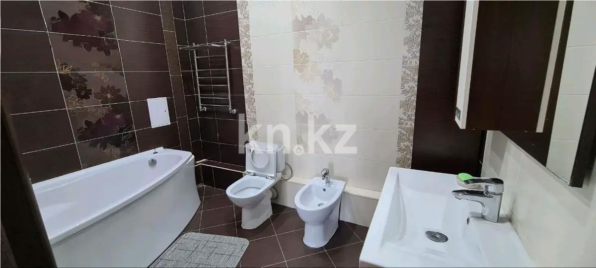 Продажа 3-комнатной квартиры, 100 м², пр. Абая, дом  150/230 в Алматы - фото 5