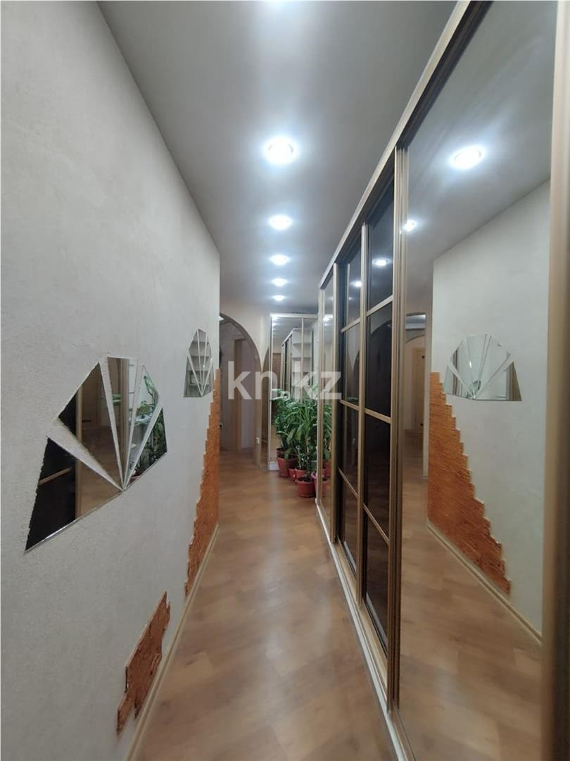 Продажа 4-комнатной квартиры, 90 м², мкр-н 8-й в Темиртау - фото 13