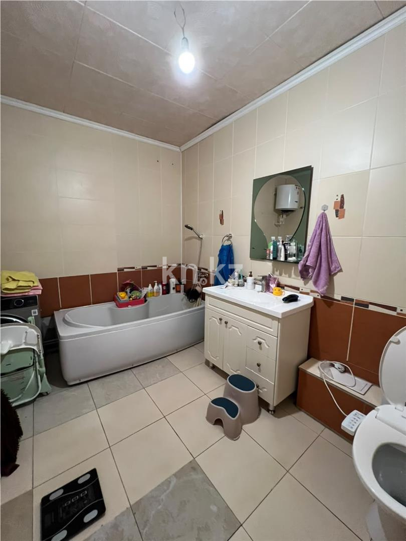 Продажа 3-комнатной квартиры, 105 м² в Караганде - фото 8
