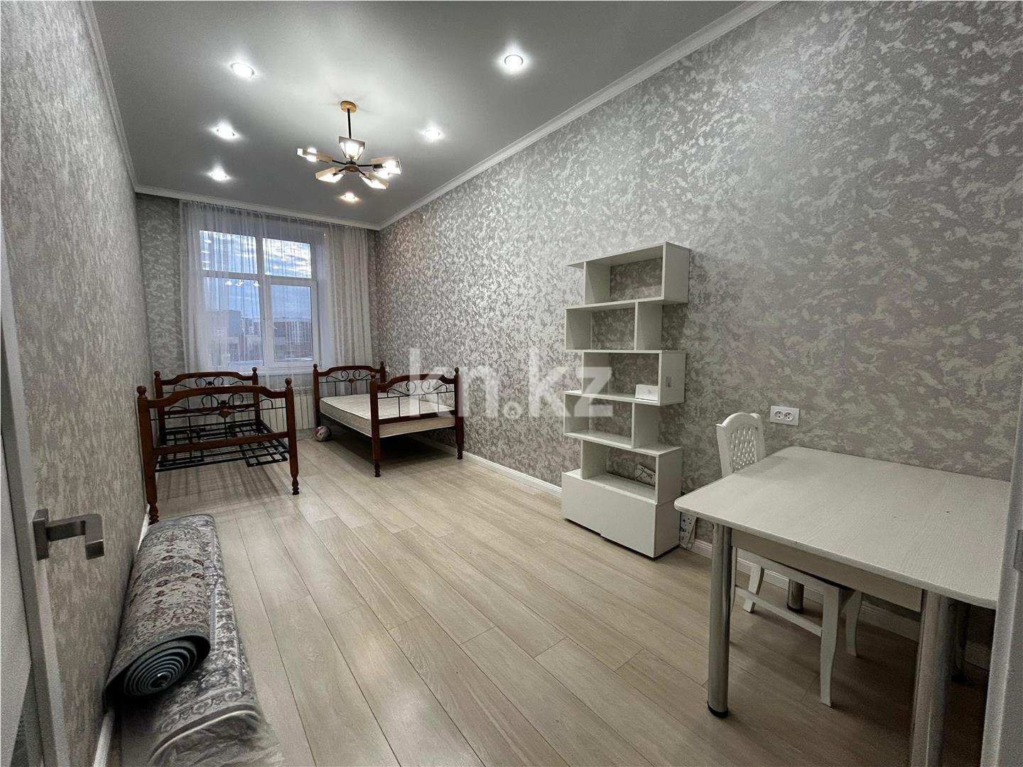 Продажа 4-комнатной квартиры, 119 м², мкр-н Степной-3, дом  1/10 в Караганде - фото 6