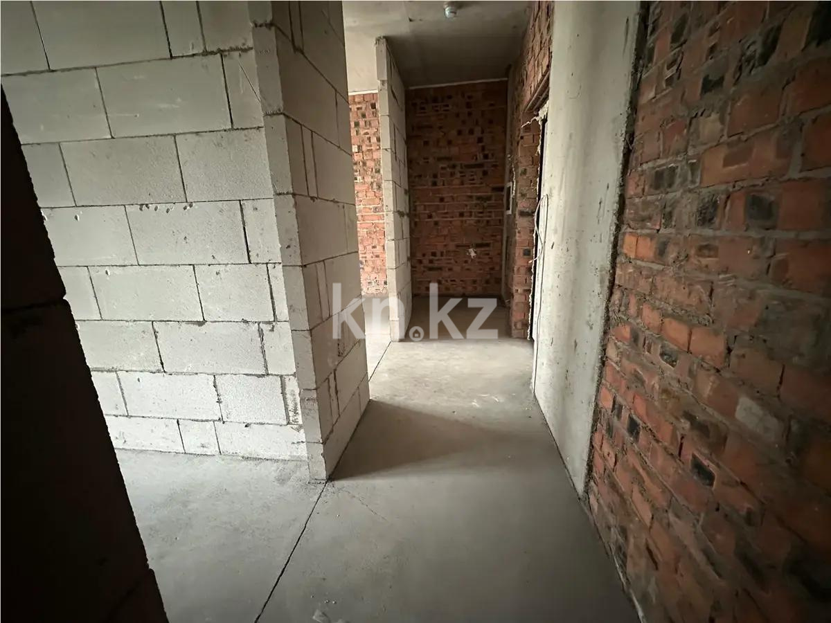 Продажа 1-комнатной квартиры, 37 м², ул. Байтурсынова, дом  32 в Астане - фото 3