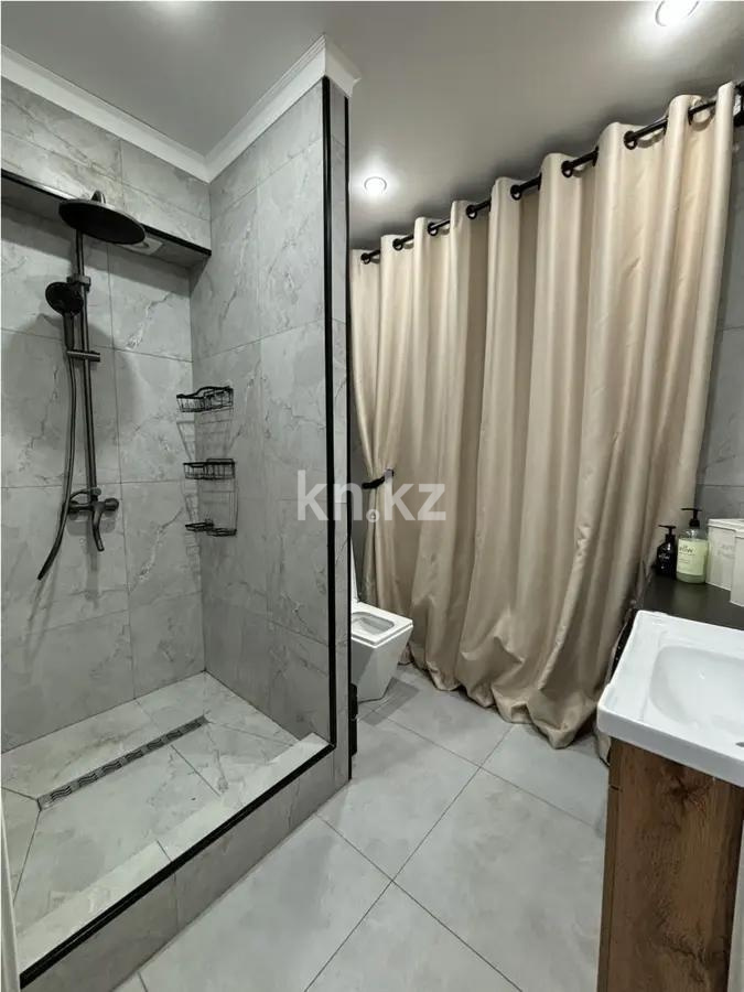 Продажа 3-комнатной квартиры, 55 м², ул. Кабанбай батыра, дом  135 в Алматы - фото 5