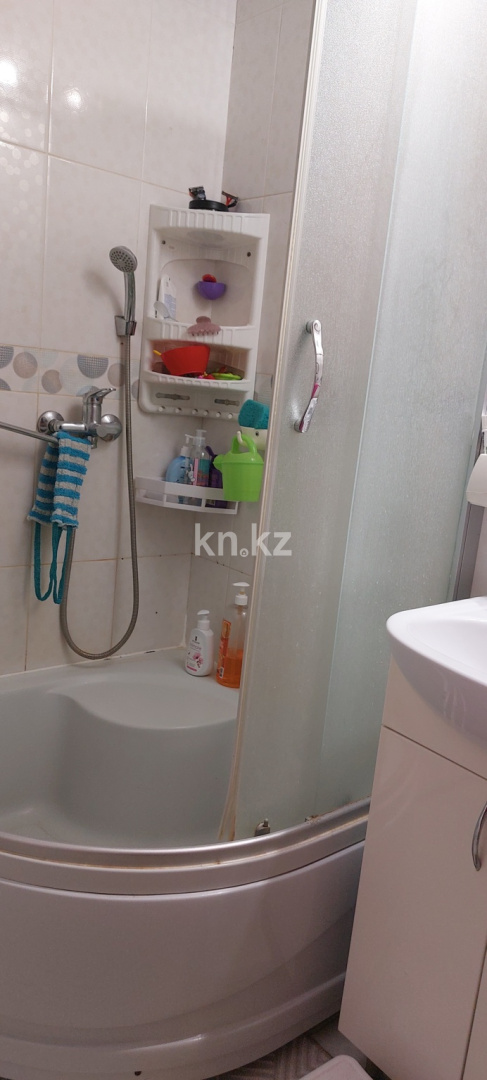 Продажа 3-комнатной квартиры, 59.2 м² в Караганде - фото 17