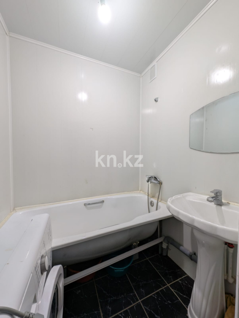 Продажа 2-комнатной квартиры, 54 м² в Уральске - фото 11