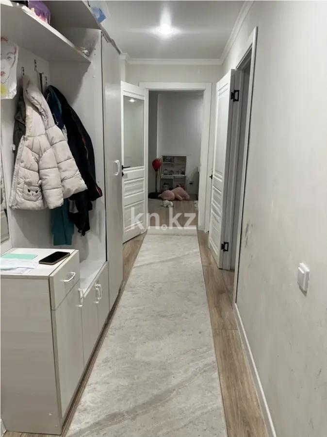 Продажа 2-комнатной квартиры, 70 м², ул. Ашимова, дом  24 в Караганде - фото 3