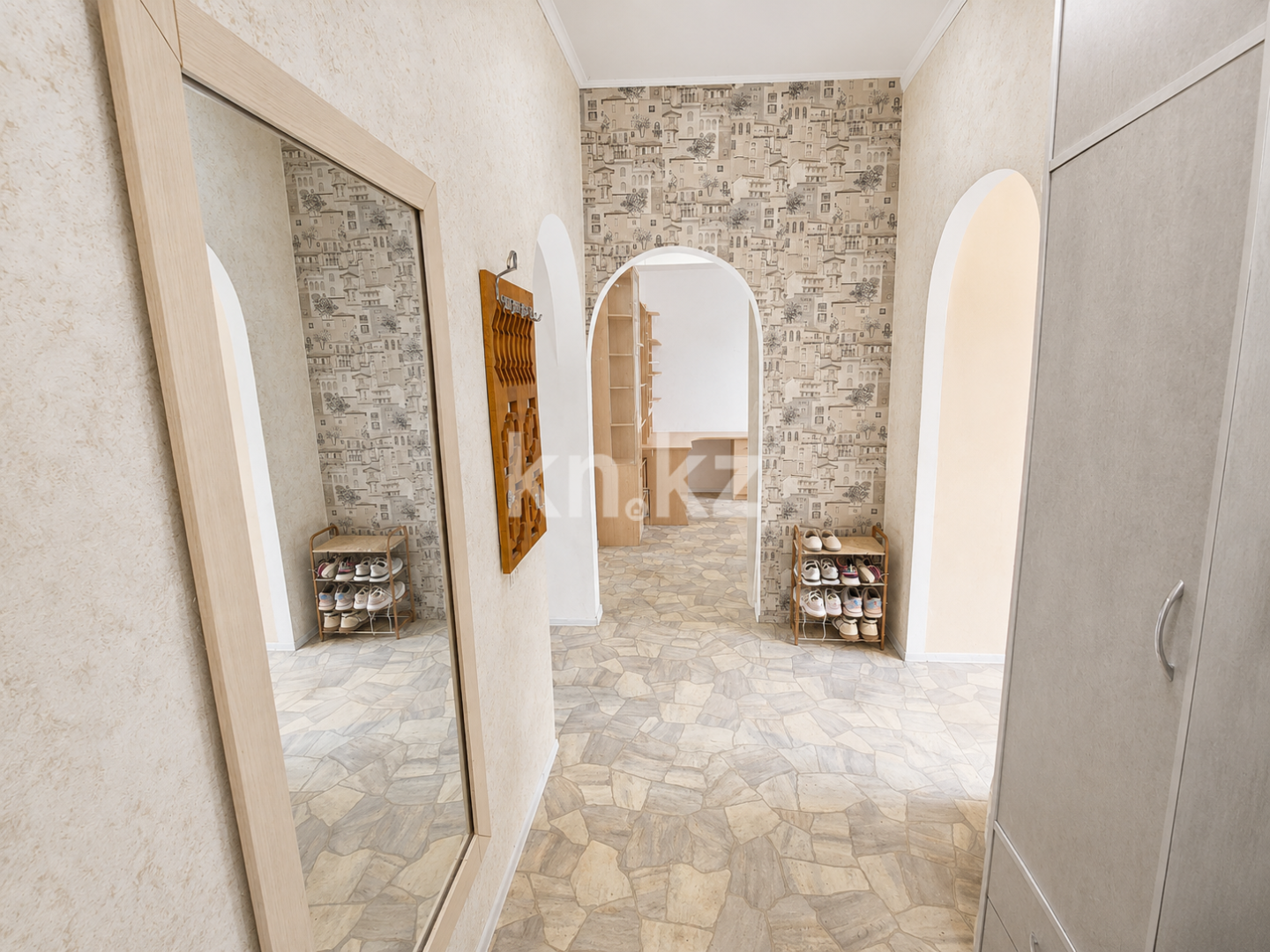 Продажа 2-комнатной квартиры, 56 м² в Алматы