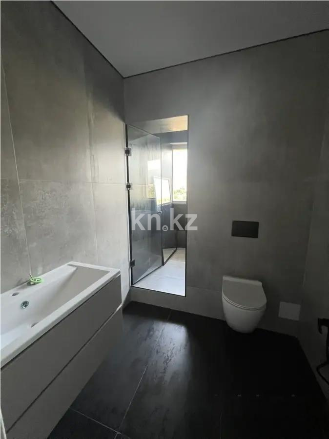 Продажа 3-комнатной квартиры, 72 м², ул. Навои, дом  210/1 в Алматы - фото 4