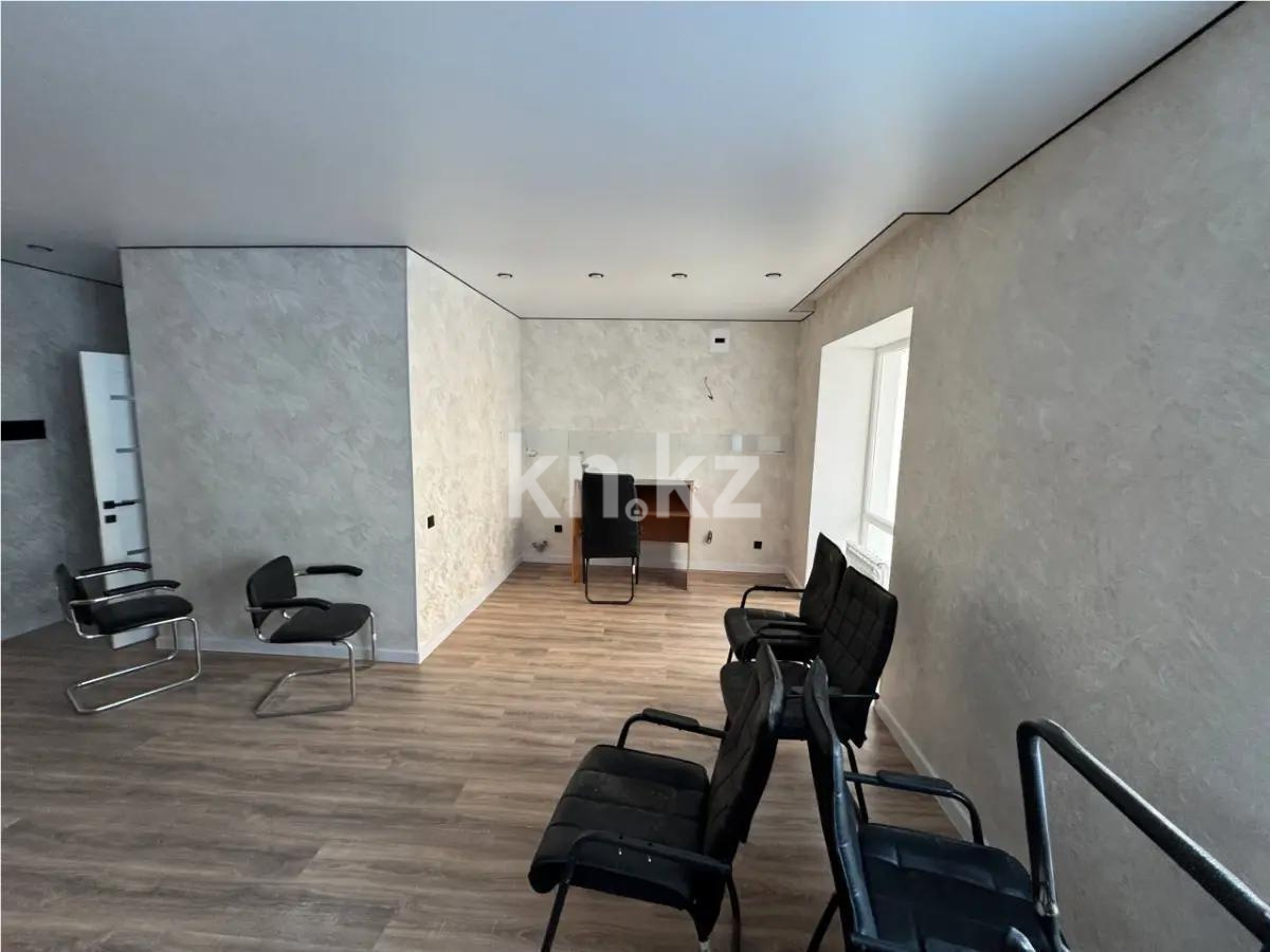 Продажа 1-комнатной квартиры, 43.5 м², ул. Е-103, дом  3/2 в Астане - фото 2