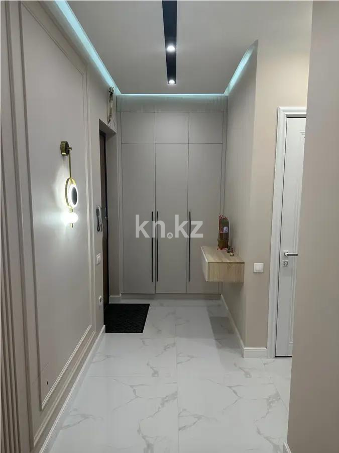 Продажа 3-комнатной квартиры, 100.2 м², ул. Достык, дом  8б в Астане - фото 5