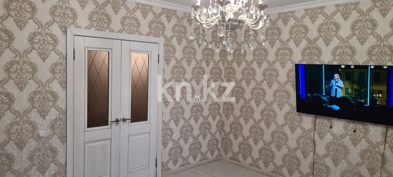 Продажа 2-комнатной квартиры, 54 м², мкр-н Гульдер-1, дом  3 в Караганде - фото 11