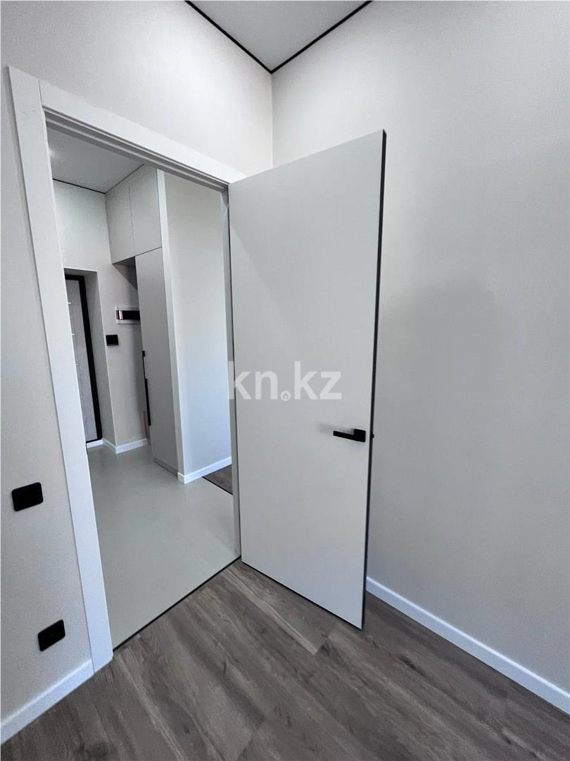 Продажа 2-комнатной квартиры, 52 м², ул. Муканова в Караганде - фото 15