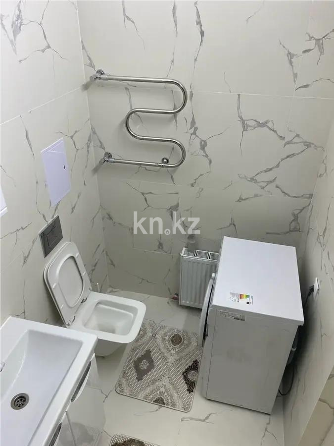 Продажа 2-комнатной квартиры, 63 м², ул. Тынышбайулы, дом  5 в Астане - фото 4