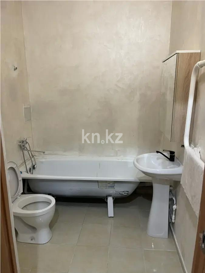 Продажа 1-комнатной квартиры, 45 м², мкр. Жас Канат, дом  1/40 в Алматы - фото 3