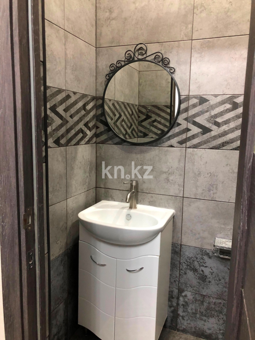 Продажа 4-комнатной квартиры, 104.6 м² в Атырау - фото 16