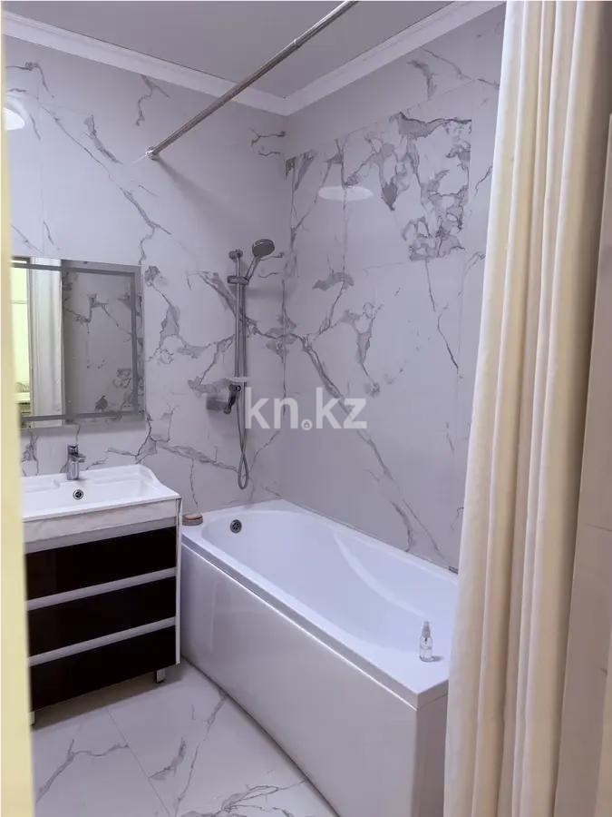 Продажа 2-комнатной квартиры, 67 м² в Алматы - фото 4