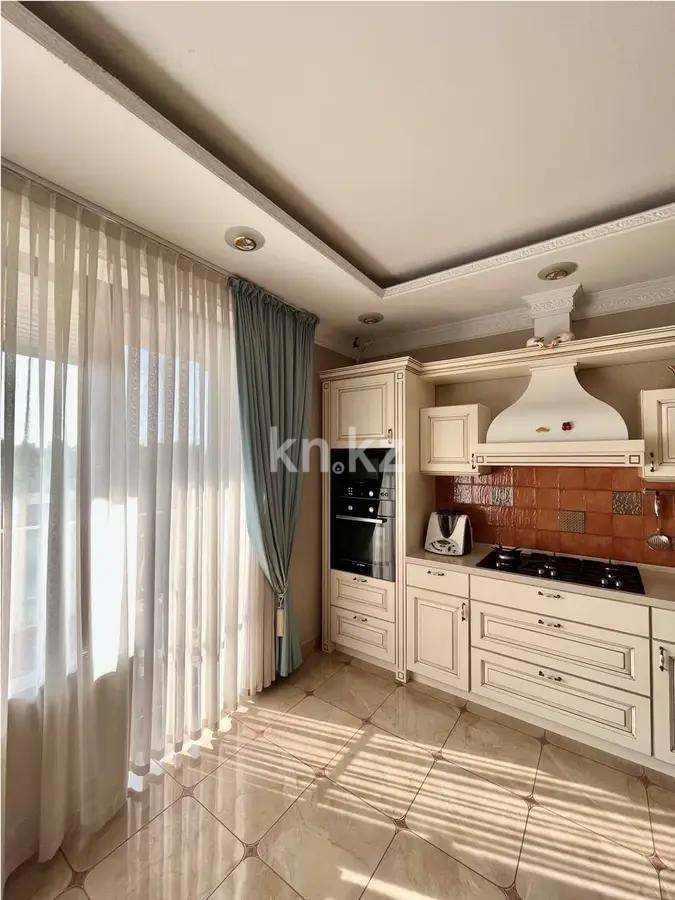 Продажа 4-комнатной квартиры, 212 м², ул. Водопроводная, дом  7/2 в Алматы - фото 4