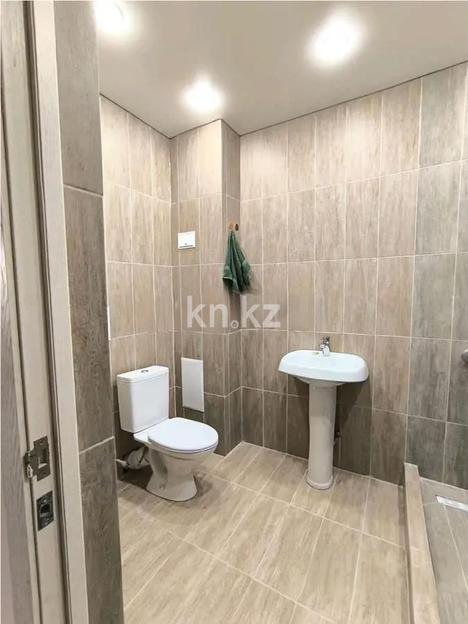 Продажа 4-комнатной квартиры, 125.7 м² в Астане - фото 4