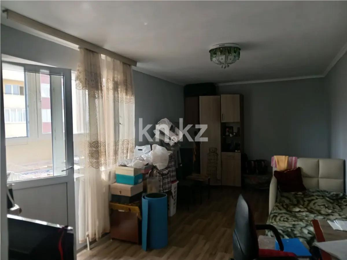 Продажа 2-комнатной квартиры, 50 м², ул. Жандосова, дом  140/2 в Алматы - фото 2