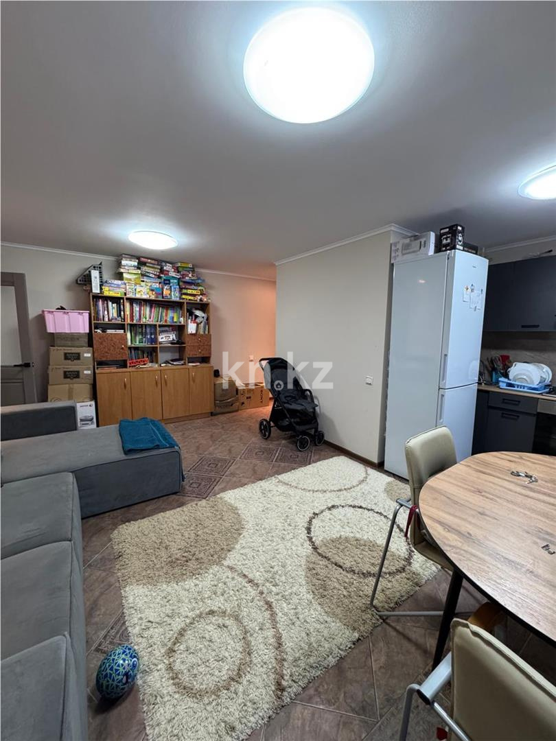 Продажа 2-комнатной квартиры, 44 м², ул. Алиханова в Караганде - фото 2