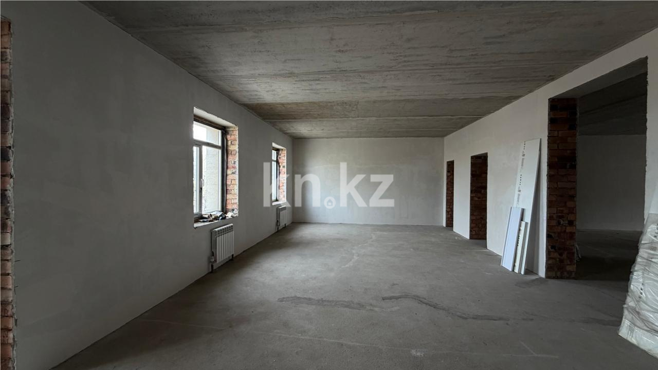 Продажа 4-комнатной квартиры, 147 м² в Караганде - фото 9