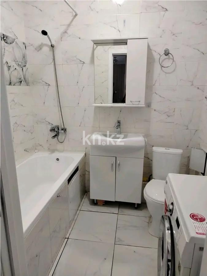 Продажа 1-комнатной квартиры, 37 м², пр. Аль-Фараби, дом  30 в Астане - фото 3