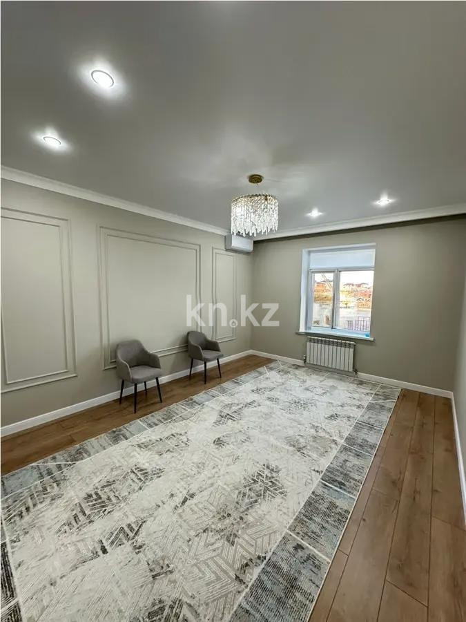 Продажа 2-комнатной квартиры, 76 м² в Караганде