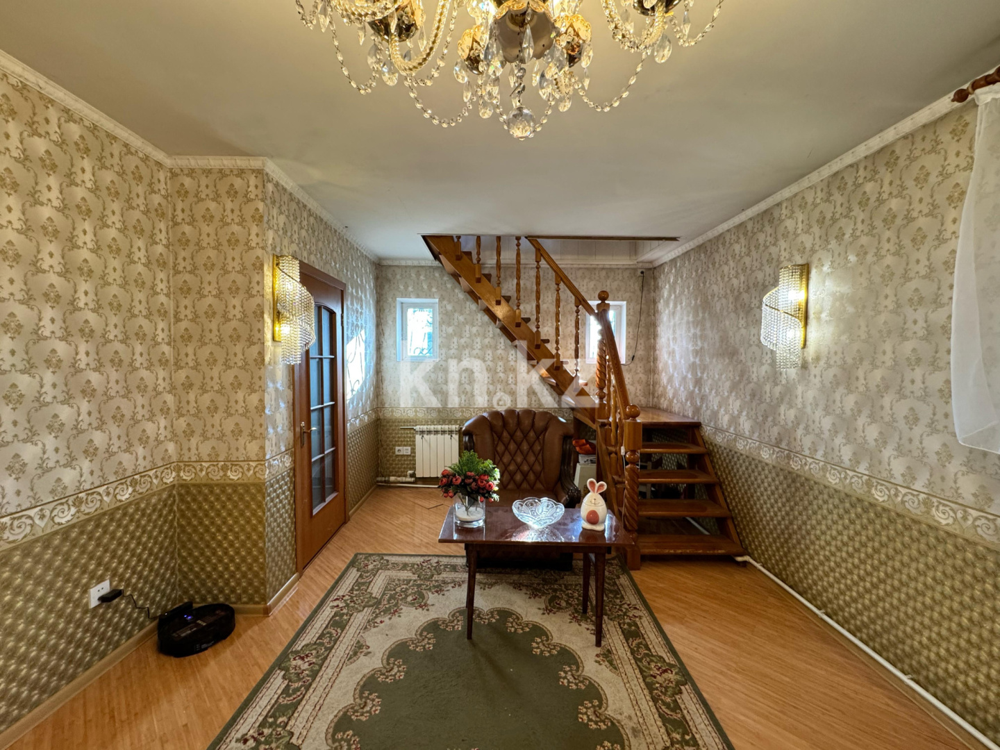 Продажа 4-комнатного дома, 97 м², ул. Сарсекова в Караганде